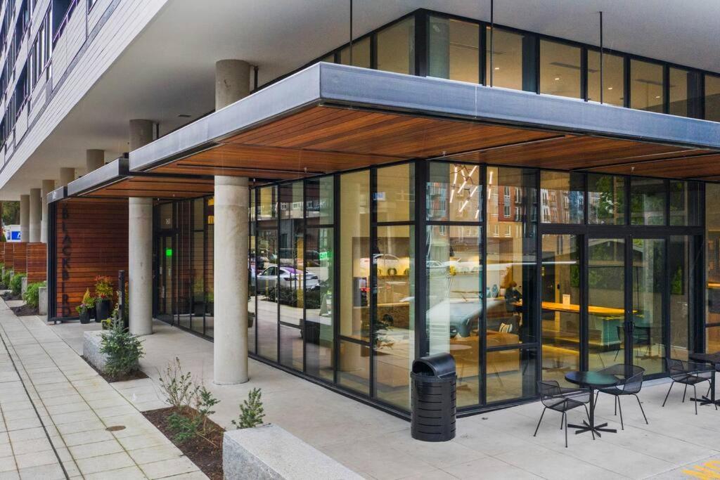 Airy And Open Corner Loft - 92 Walkscore Redmond Exterior foto